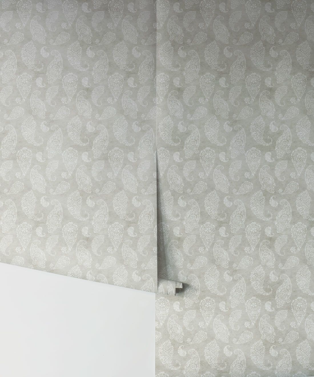 Paisley Wallpaper Beige