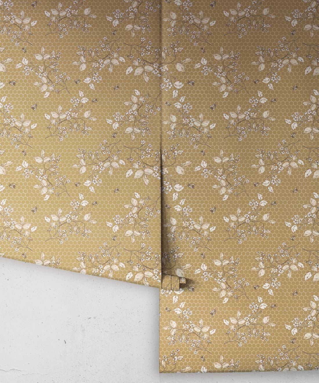 Bee Blossom Wallpaper • Hackney & Co. • Gold • Roll