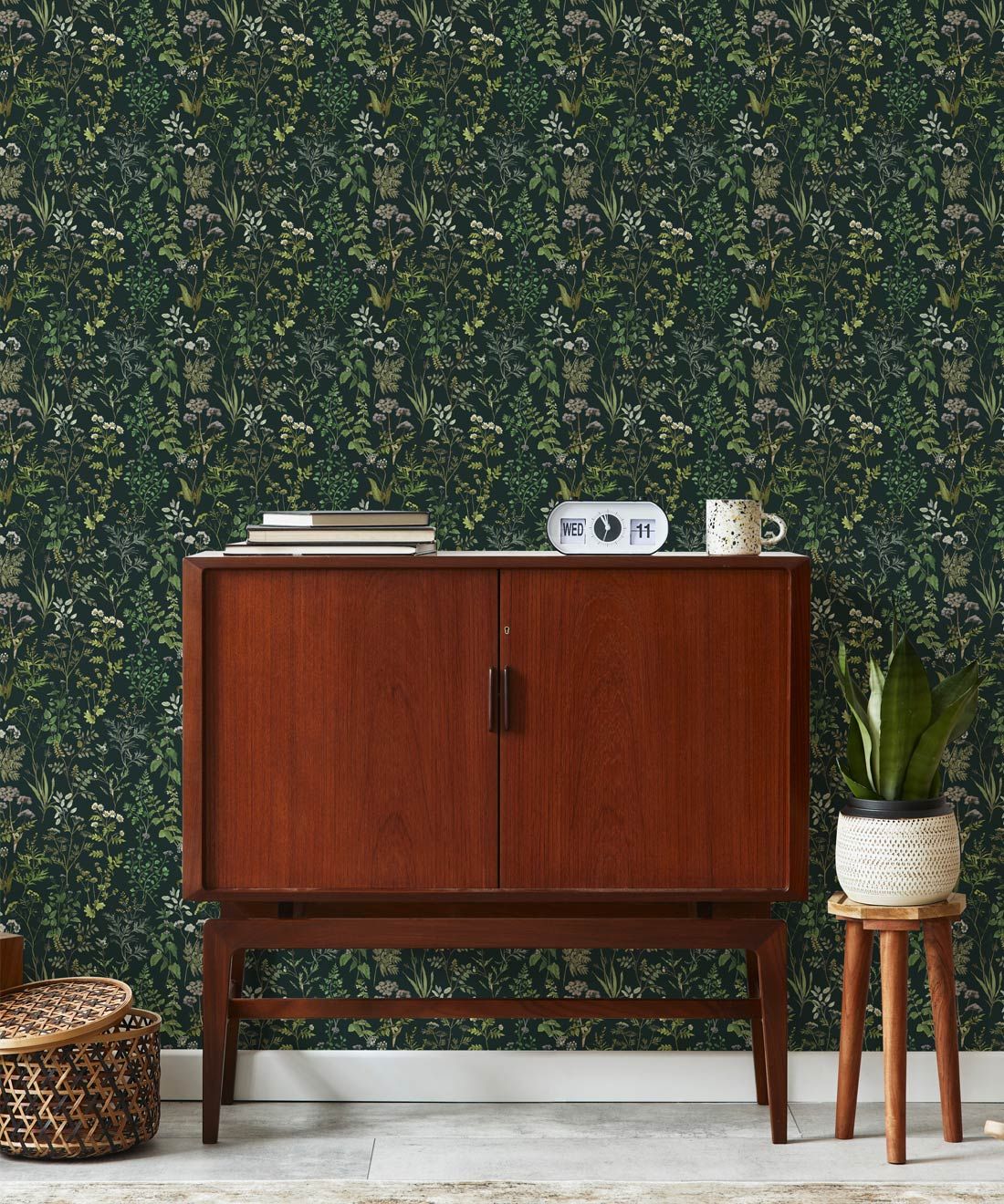 Herbarium Wallpaper • Hackney & Co. • French Green • Insitu