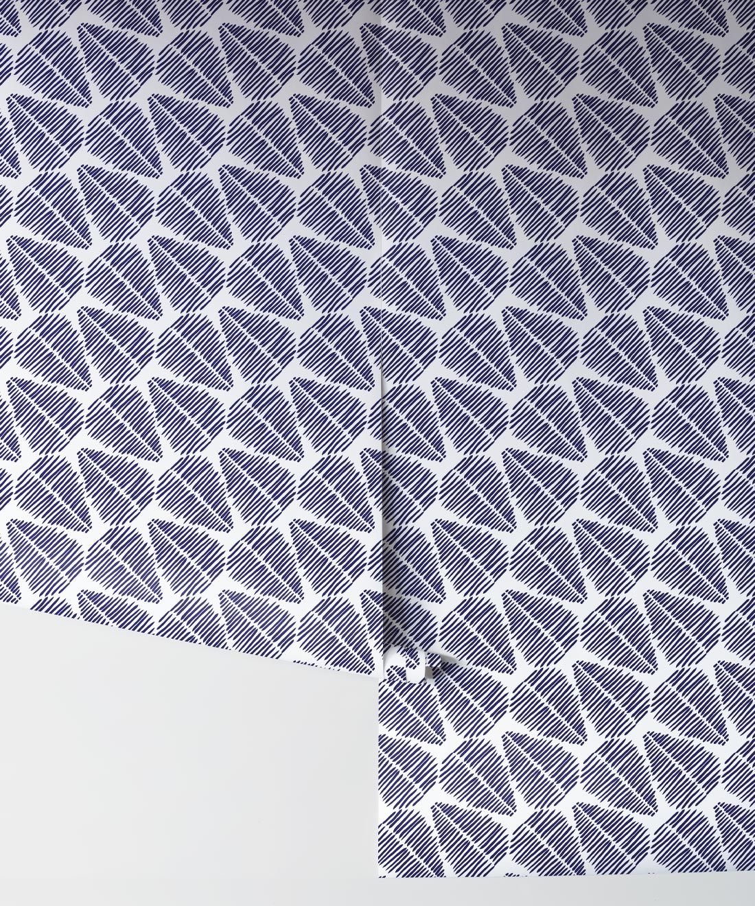 Serenity Swivel Wallpaper • geometric • Navy • Rolls