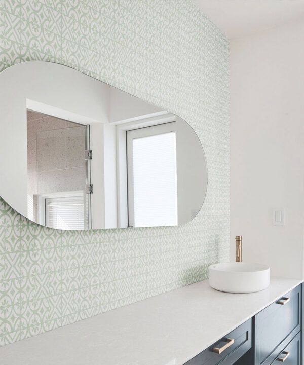 Petales Trois Wallpaper • Snow Green • Insitu Bathroom