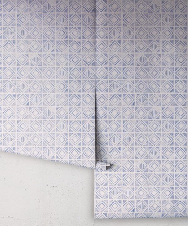Tuile Wallpaper • Blue White • Rolls