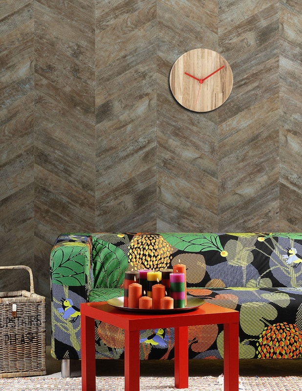 French Chevron Wallpaper Column Insitu