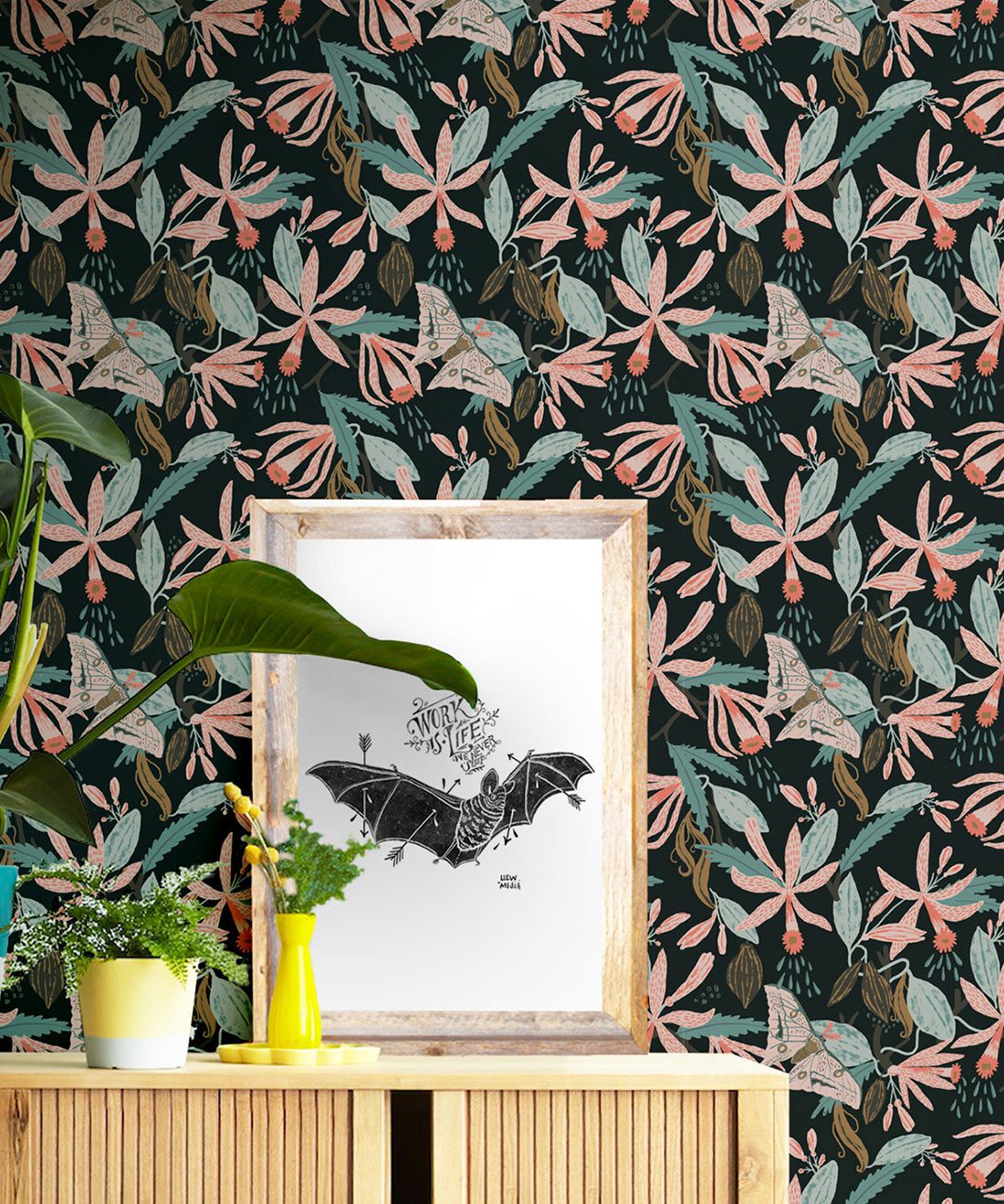 Vanilla Moth in Night is a jungle bug wallpaper