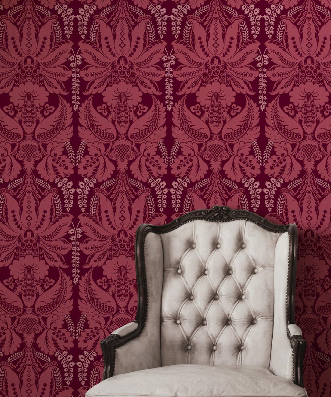 Windsor Wallpaper in Crimson is a victorian wallpaper