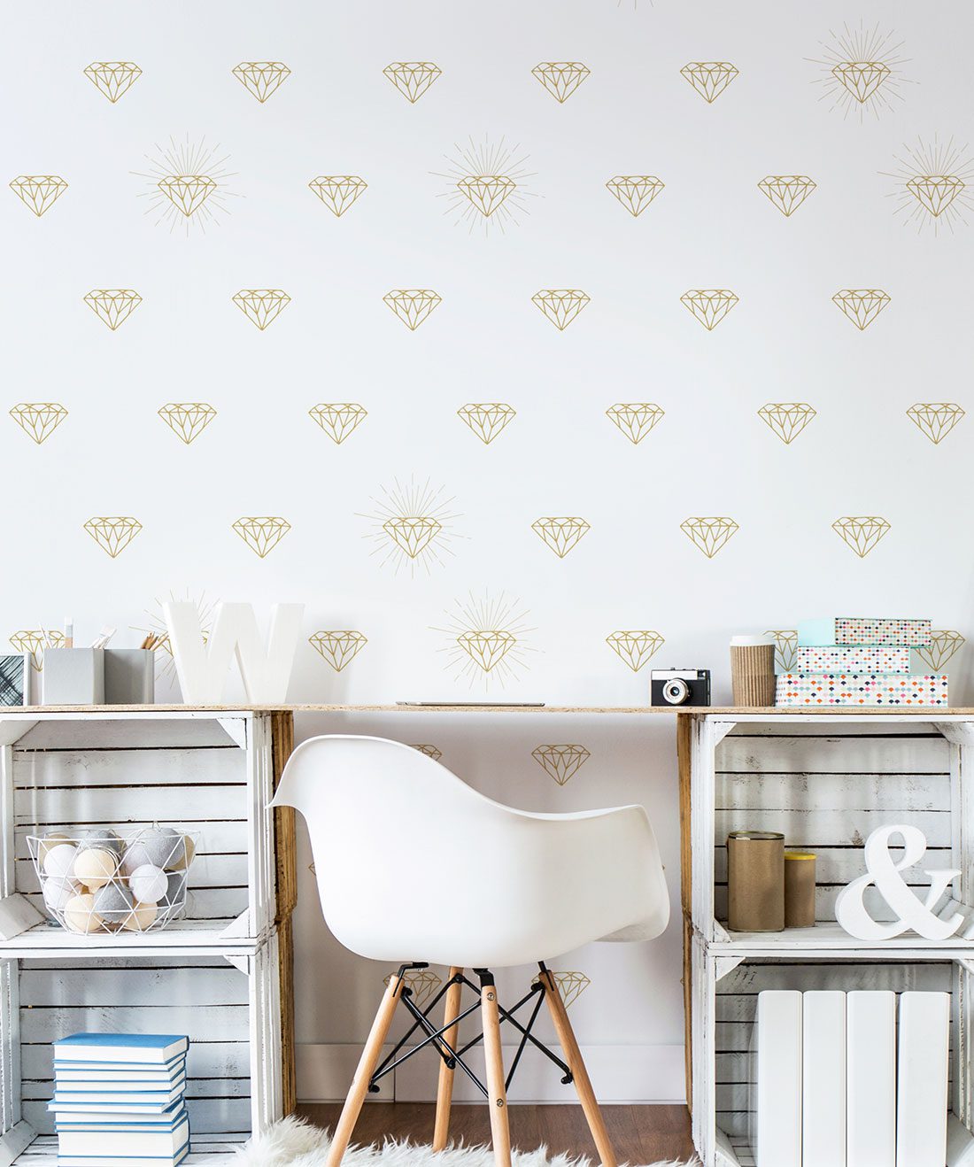 Gold Diamonds Wallpaper in white