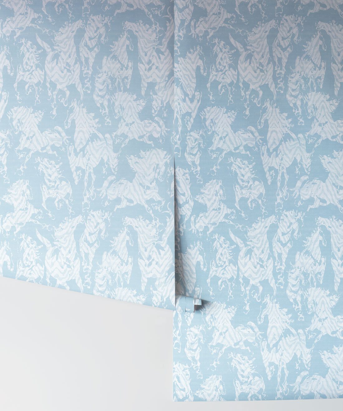 Stampede in Alaska is a horse inspired wallpaper
