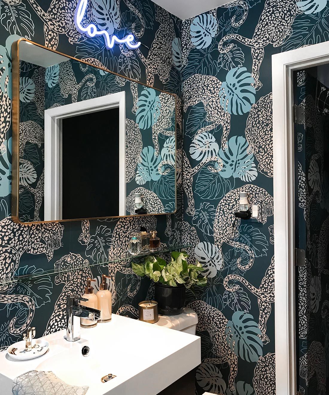 Lady Leopard Wallpaper in Dark Cobalt Blue – Lust Home