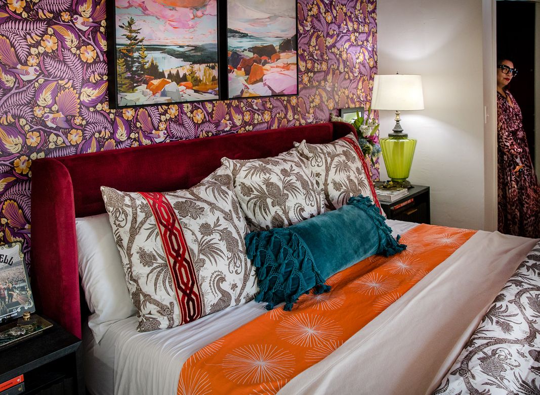 Fantails Wallpaper • Bold Bedroom Wallpaper • Rachel Moriarty