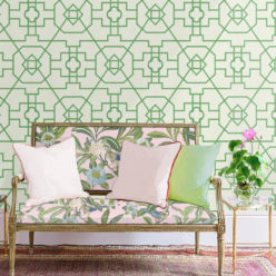 Trellis Wallpaper • Geometric Wallpaper • Ivory Wallpaper • Insitu