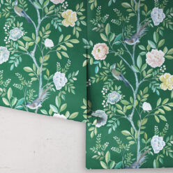 Chinoiserie Wallpaper • Floral Wallpaper • Bird Wallpaper • Magnolia • Emerald Green • Rolls