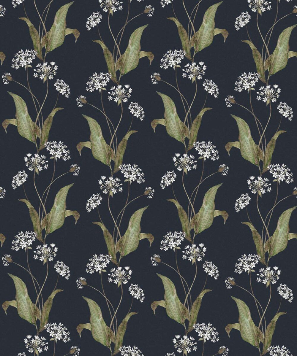 Wild Garlic Wallpaper • Vintage Style Wallpaper • Milton & King