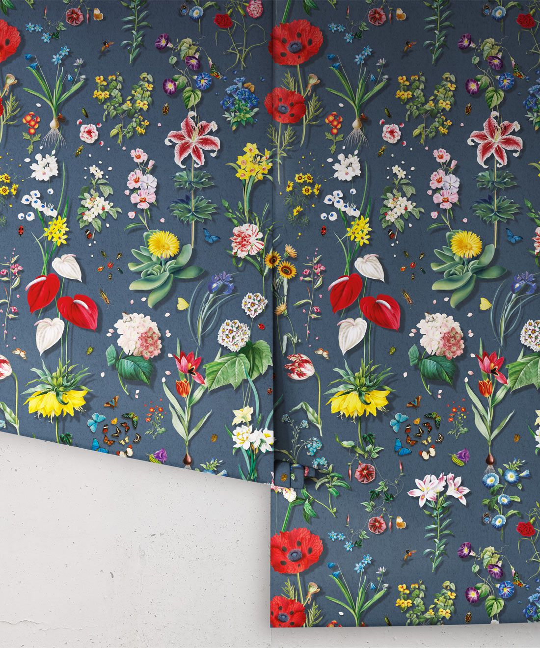 Jolie Wallpaper • Floral Wallpaper • Cobalt • Rolls
