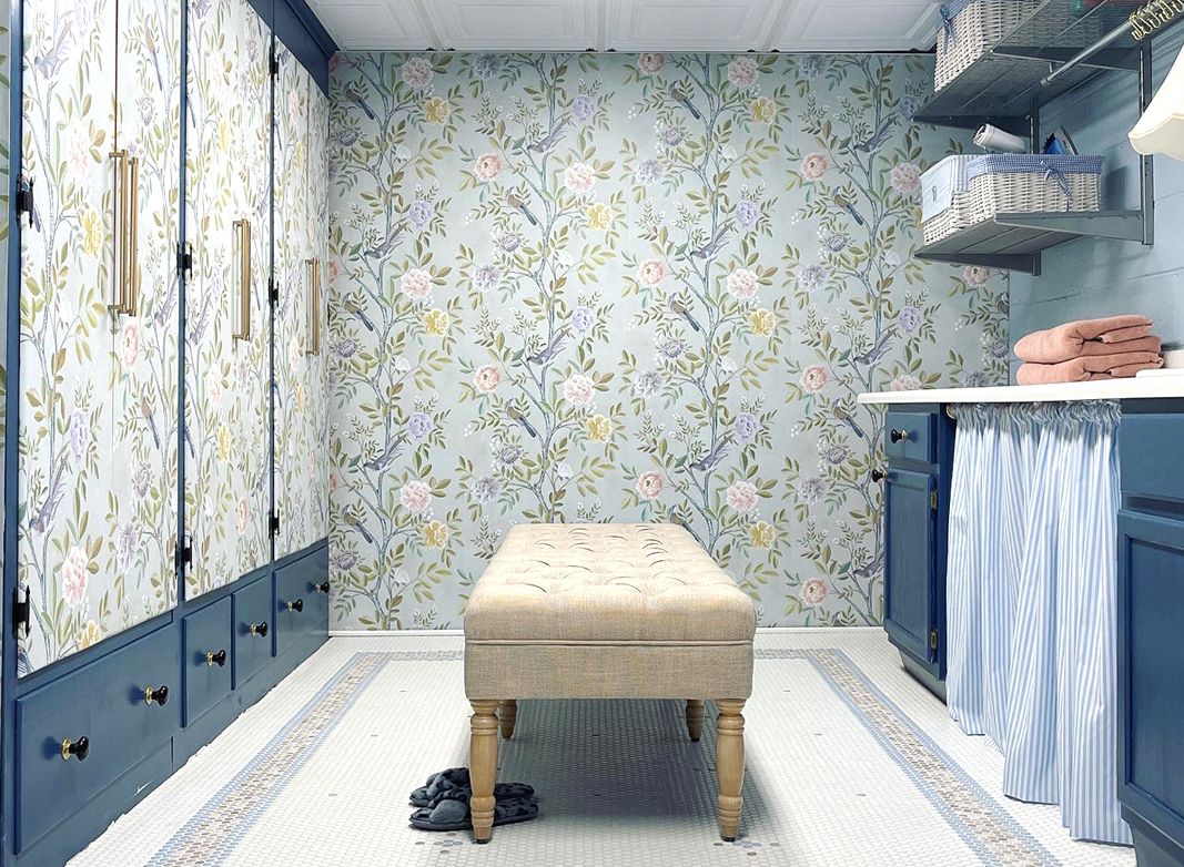 Laundry Room Wallpaper • Chinoiserie Wallpaper • Blog • Landscape