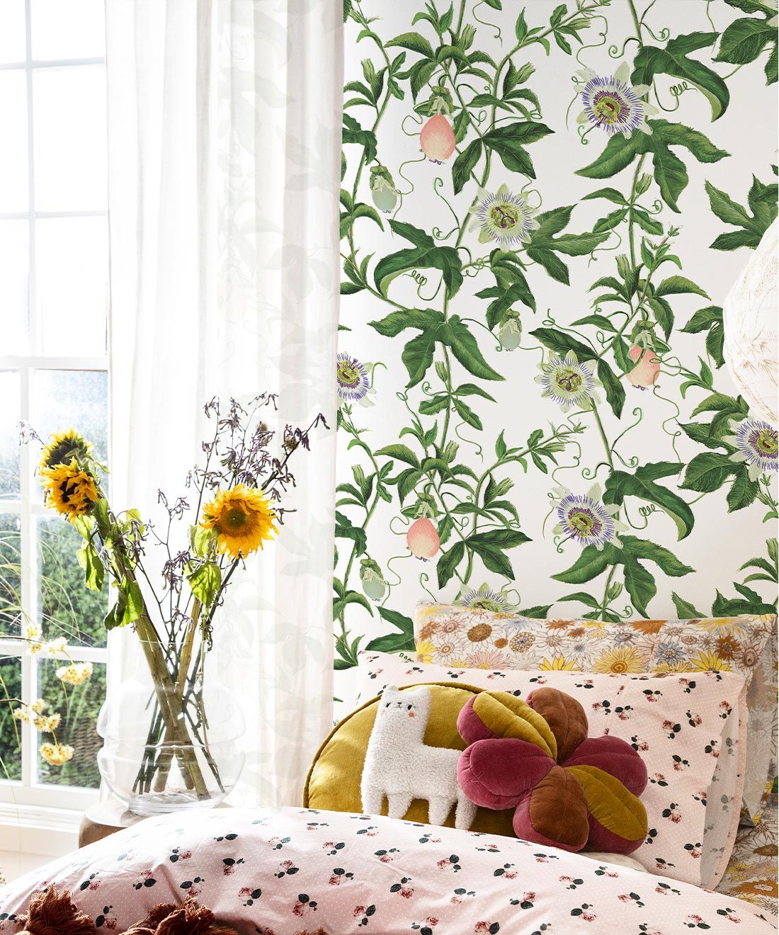 Passion Wallpaper • Wallpaper with Passion Fruit • White • Insitu with flowers