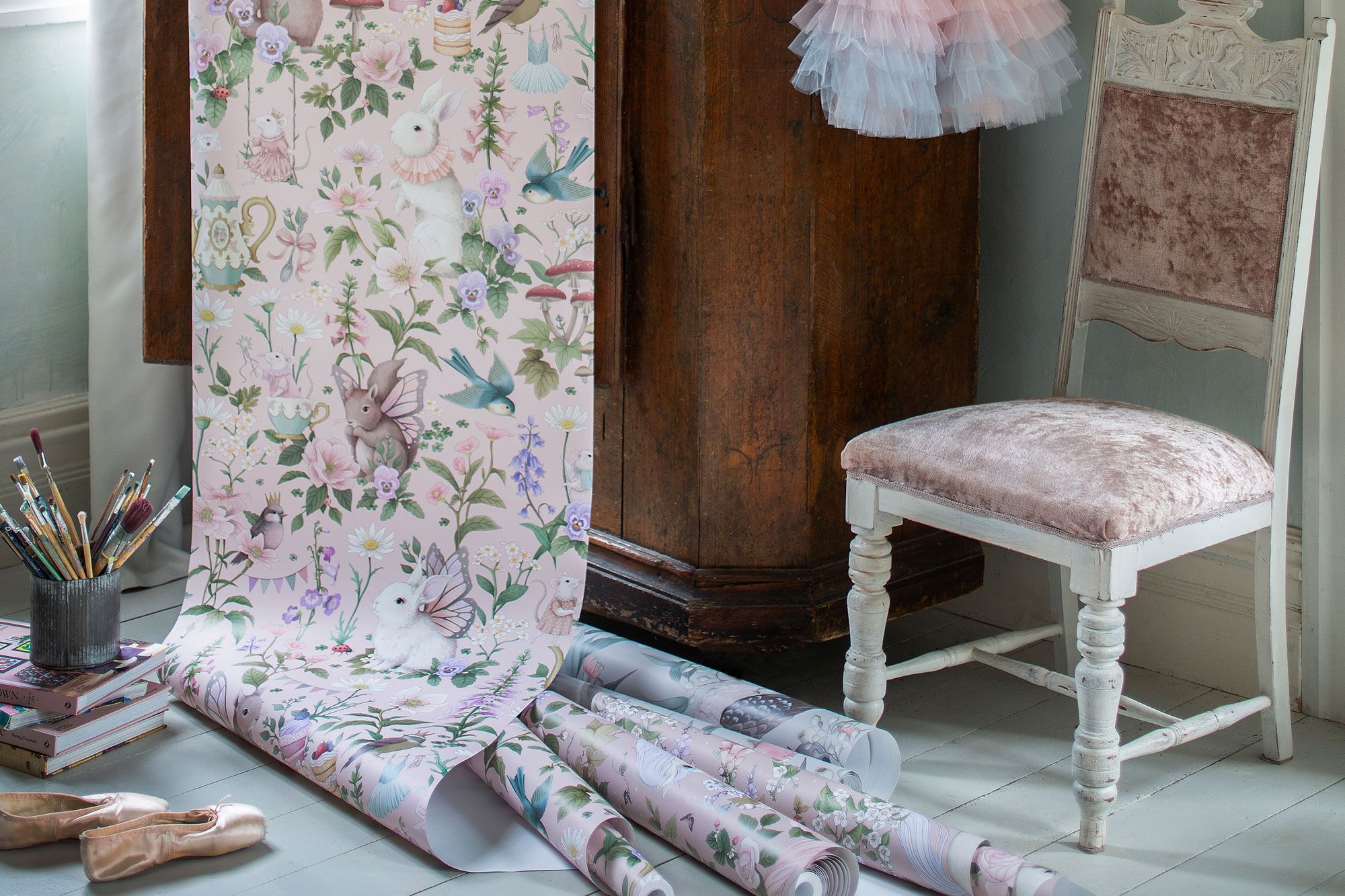 Garden Party Wallpaper Insitu • Milton & King