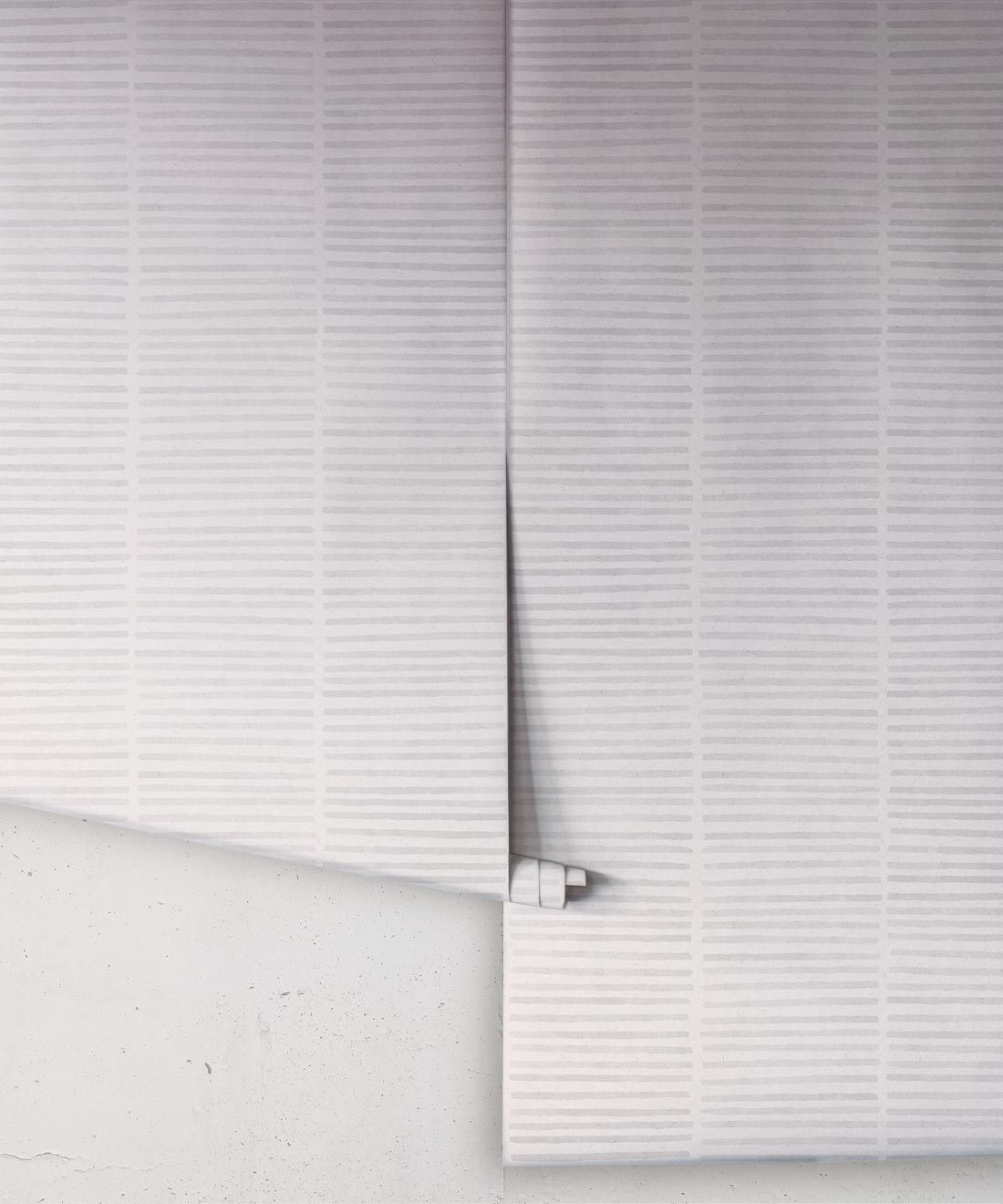 Lignes Wallpaper • Grey White • Rolls