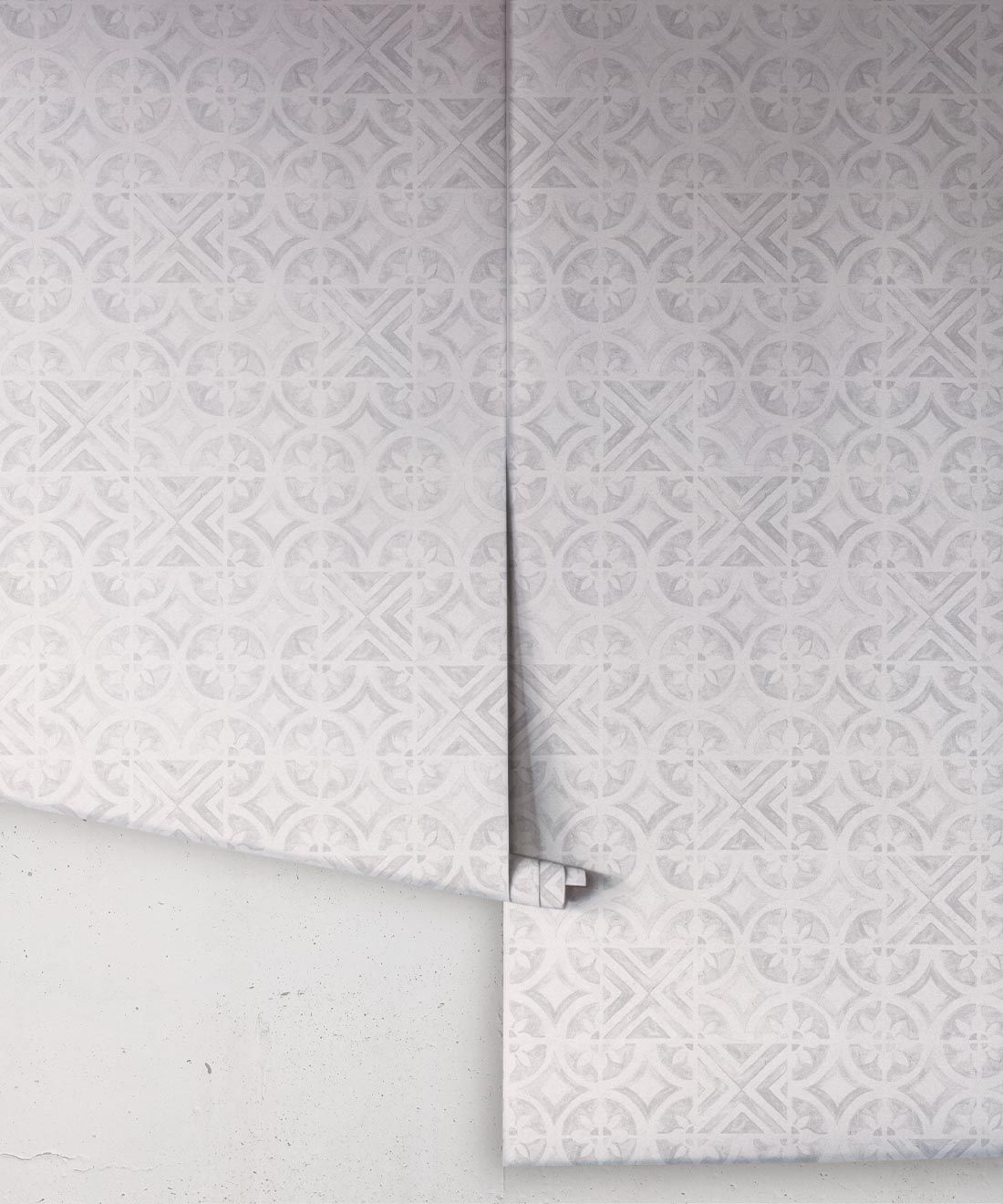 Lignes Deux Wallpaper • Grey White • Rolls