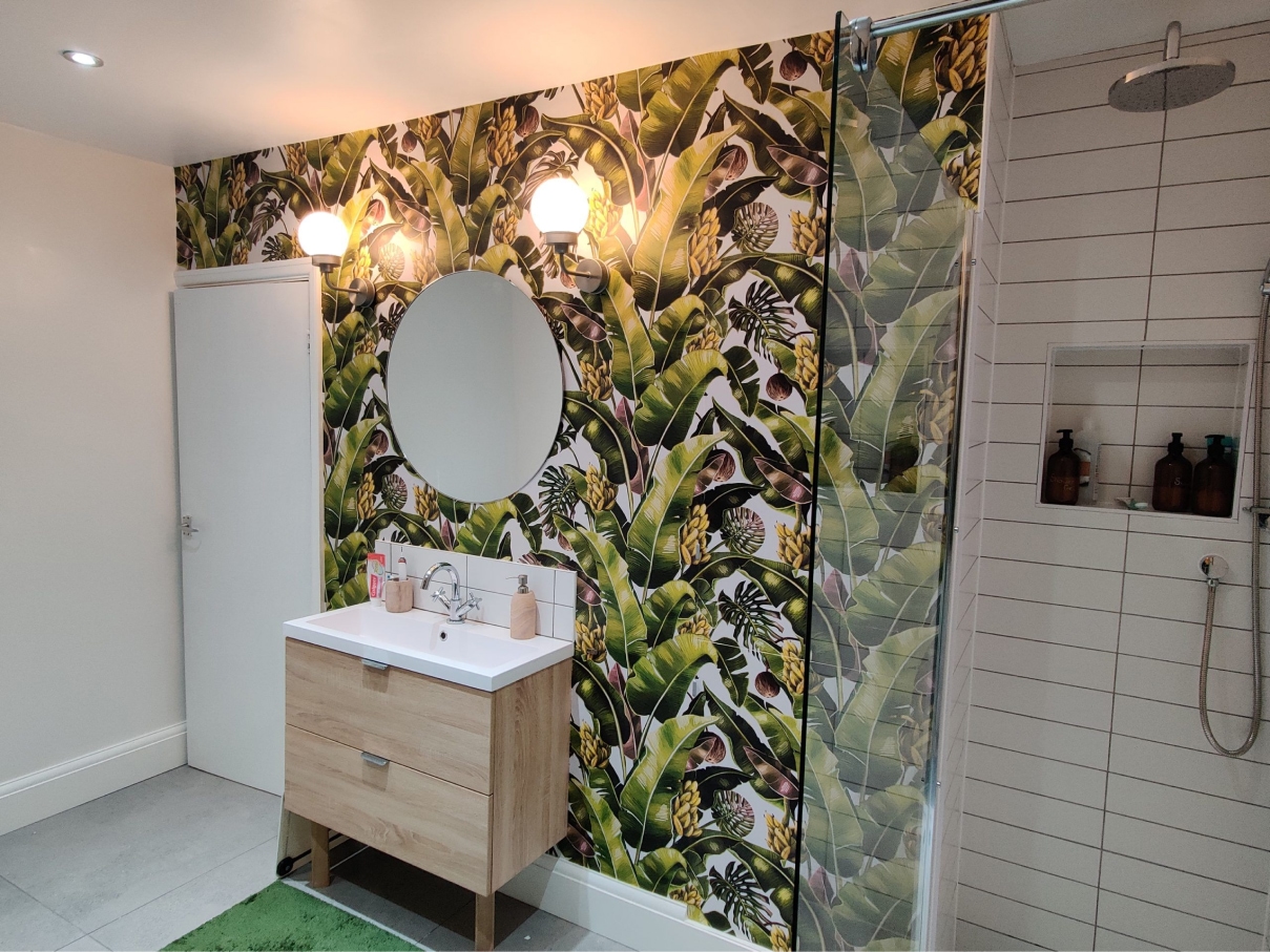 Kingdom Palm Wallpaper • Tropical Wallpaper • Wallpaper In the Bathroom • How To Waterproof Your Wallpaper • Michaela Livingstone-Banks • Andrew Dillon Decorating