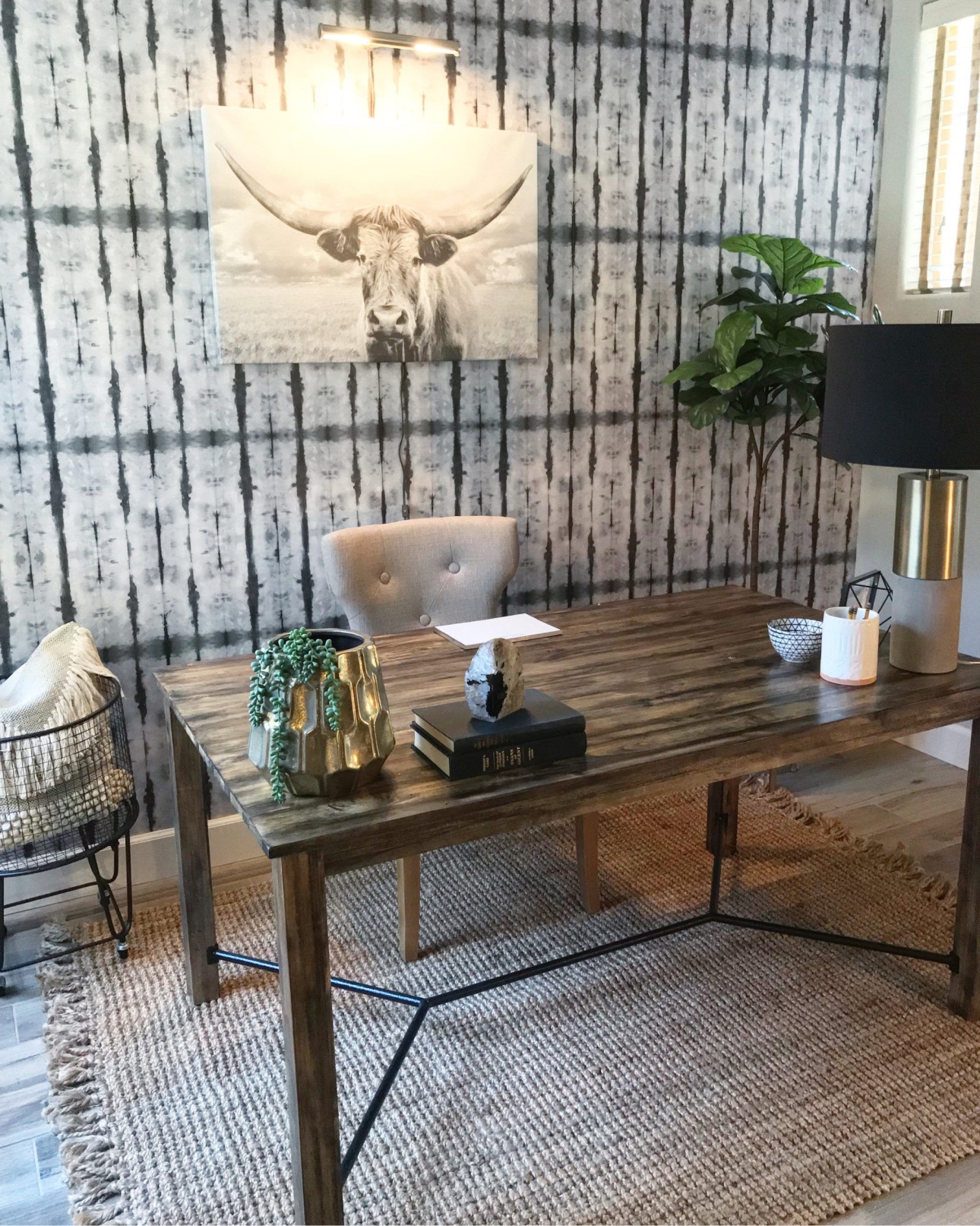 Home Office Wallpaper • Jaclyn Hodge • Stalactite Wallpaper