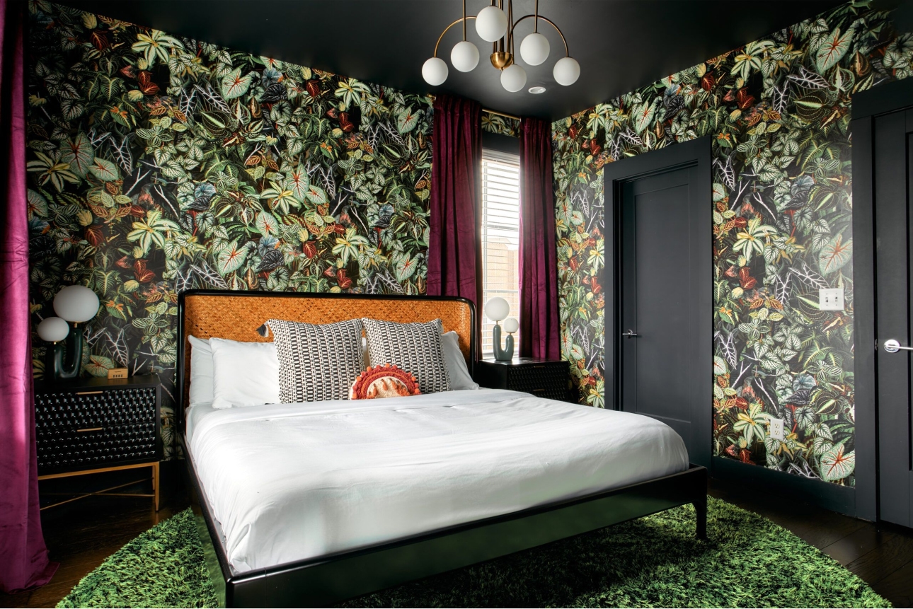 Verde Wallpaper • Beckon Homes