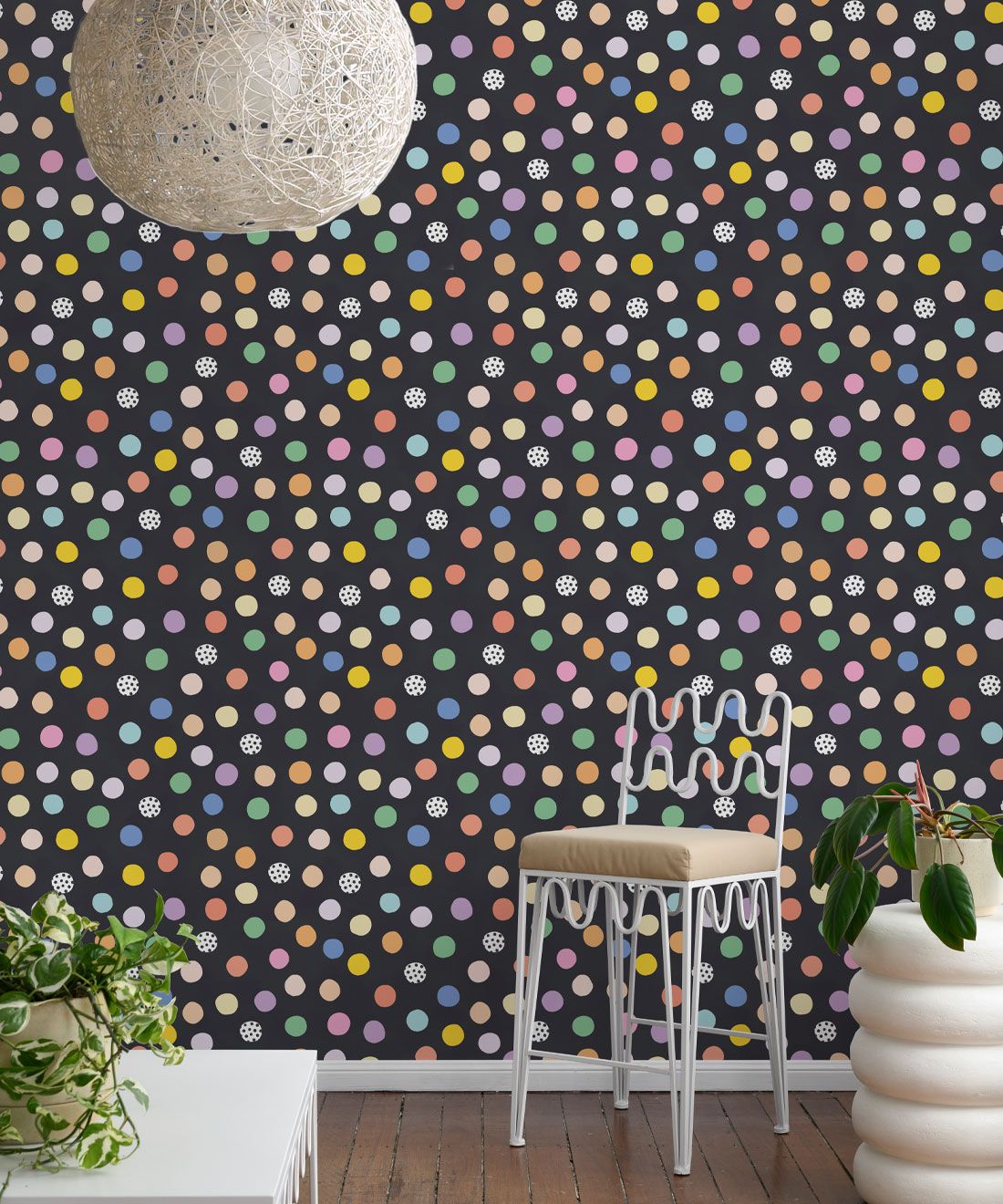 Happy Confetti Wallpaper • Black • Insitu