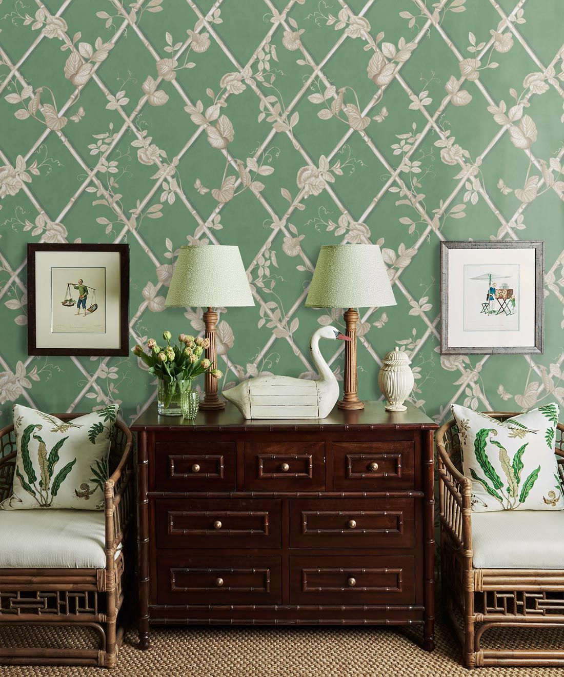 Grande Ivy Wallpaper • Dark Green & Cane • Insitu
