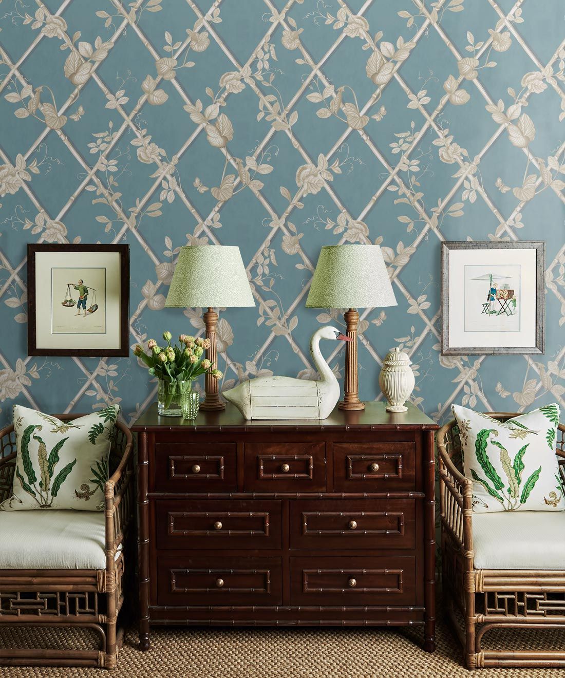 Grande Ivy Wallpaper • Provence & Cane • Insitu