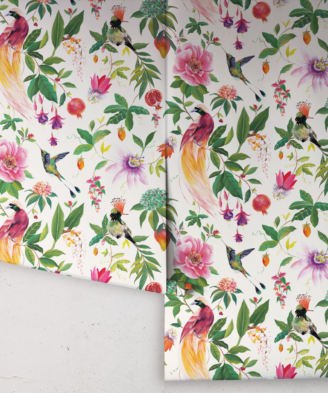 Gardenia Wallpaper • Ivory • Rolls
