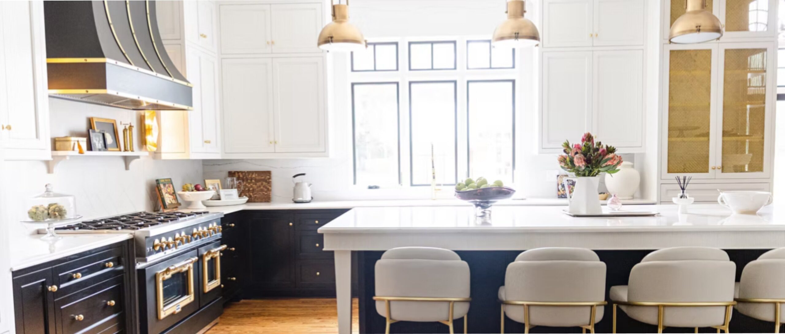 Brandalyn Designs designed kitchen with blue and gold colors