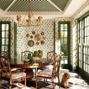 Petite Ivy Wallpaper - Colorway: Irish Linen & Green - Instagram Image - Home Page