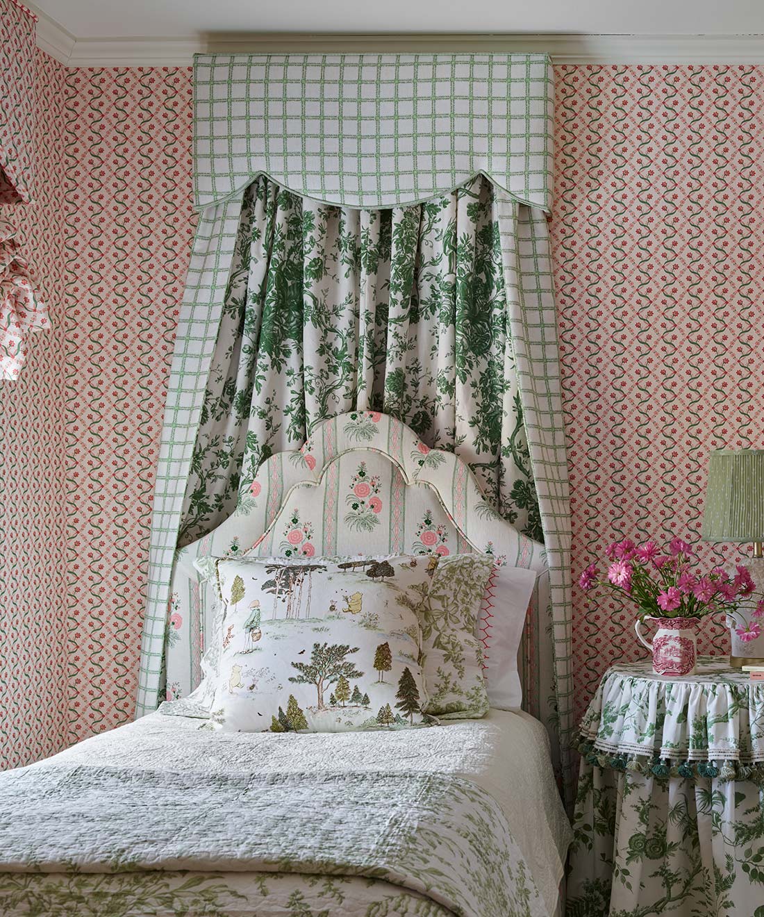Sam Fabric - Colourway: Green - Insitu