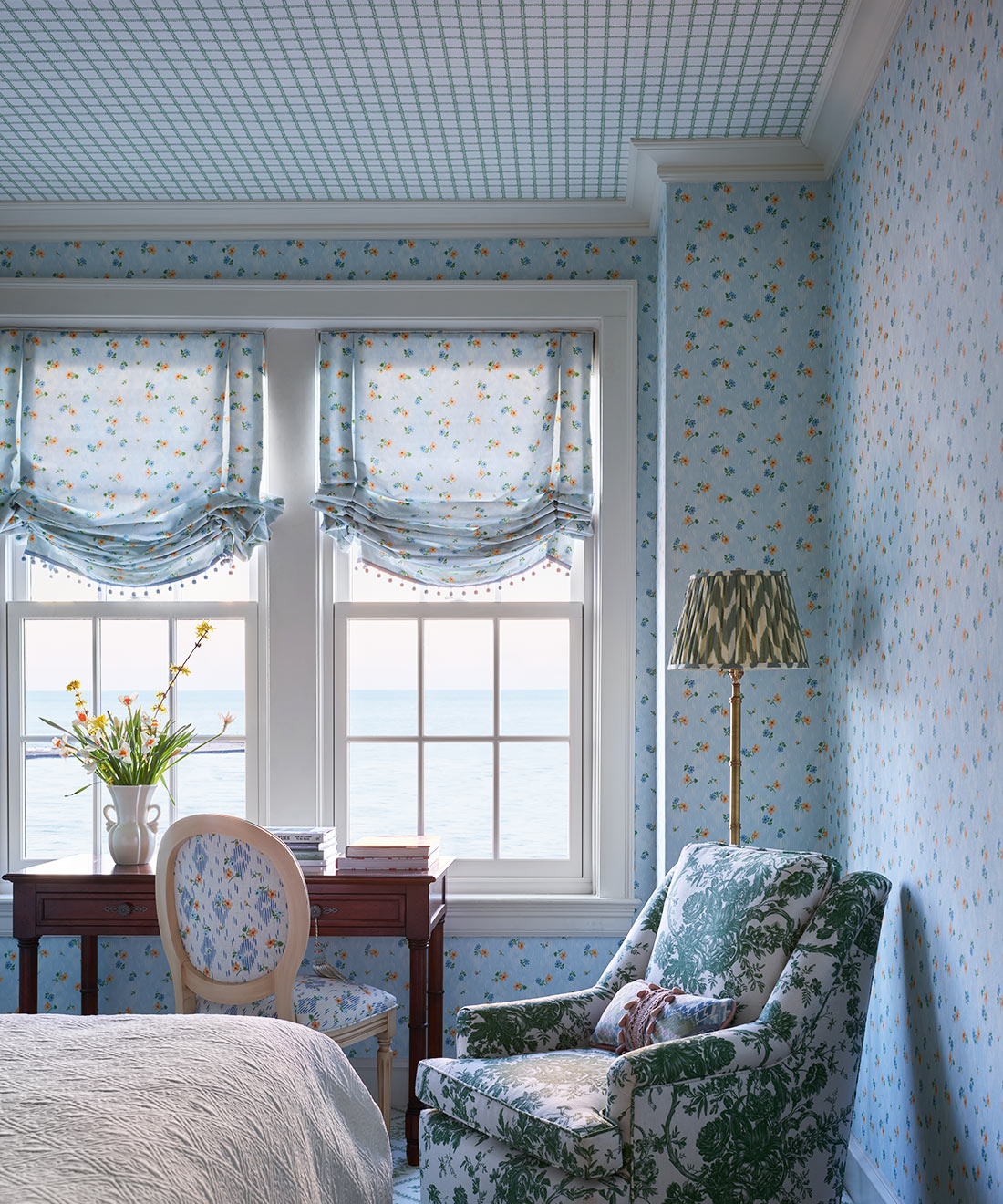 Sam Wallpaper - Colourway: Green - Insitu